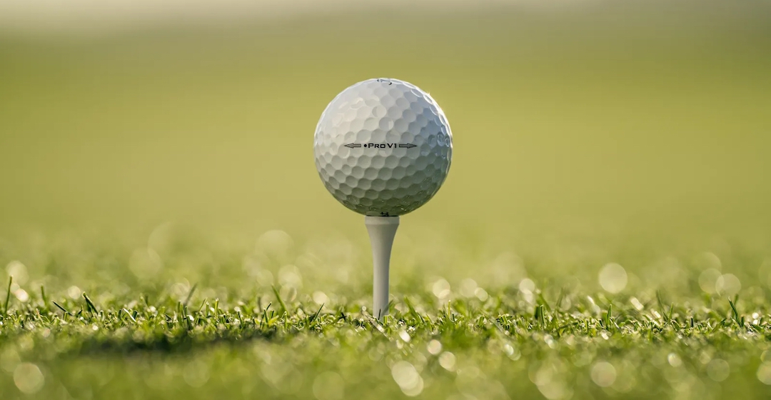 Titleist Brings Back the Legendary Pro V1 Left Dot